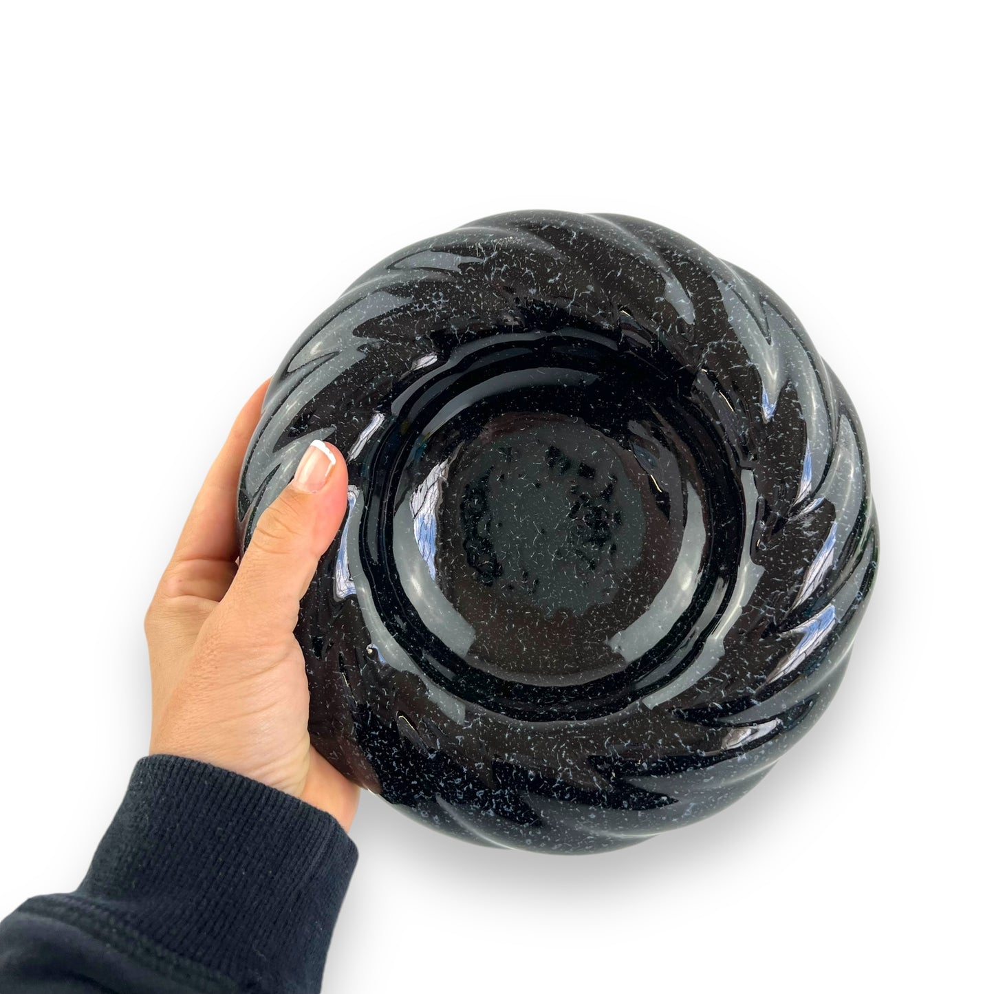 Black 80s swirl ceramic dish