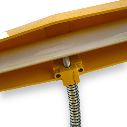 Retro Yellow Norax Desk Lamp