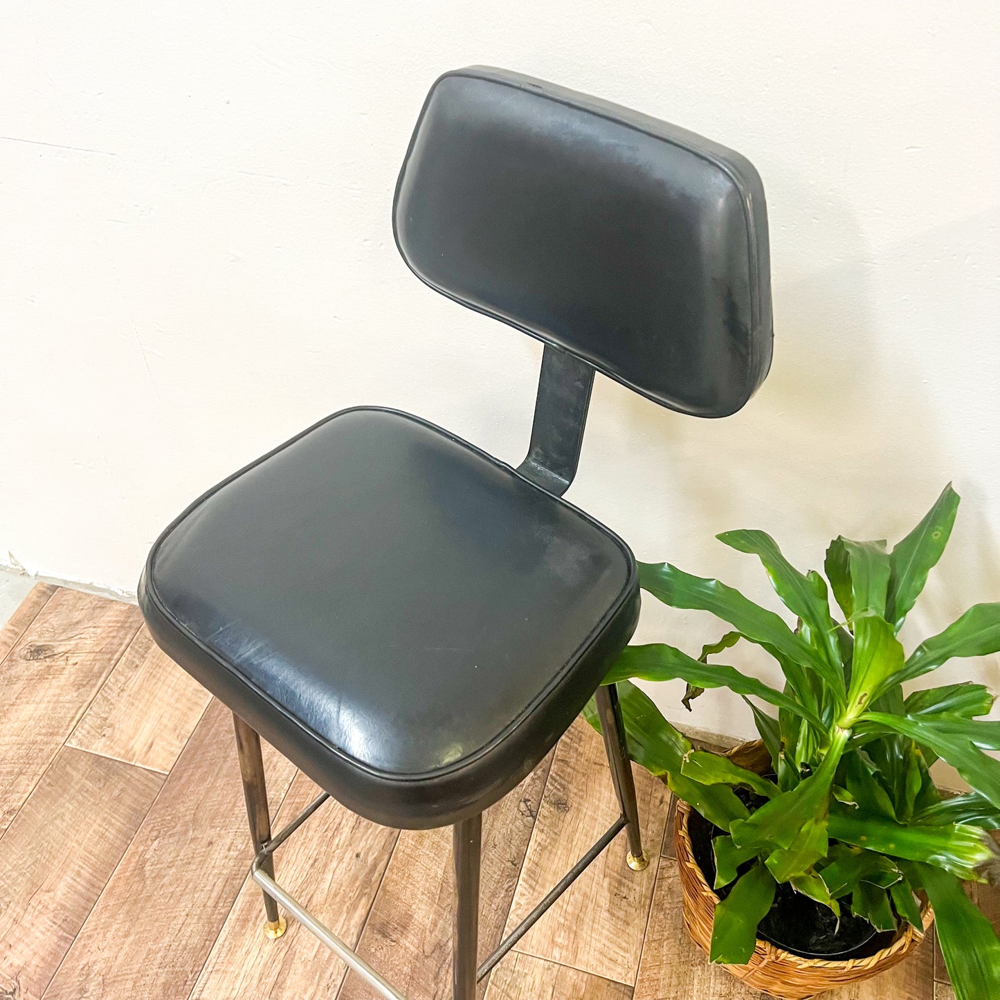 Black Vinyl Steel Leg Stool