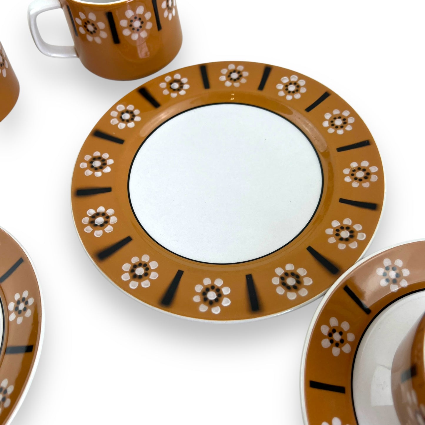 Mikasa Mediterrania “Orange Blossom” - Teacup Set & Creamer