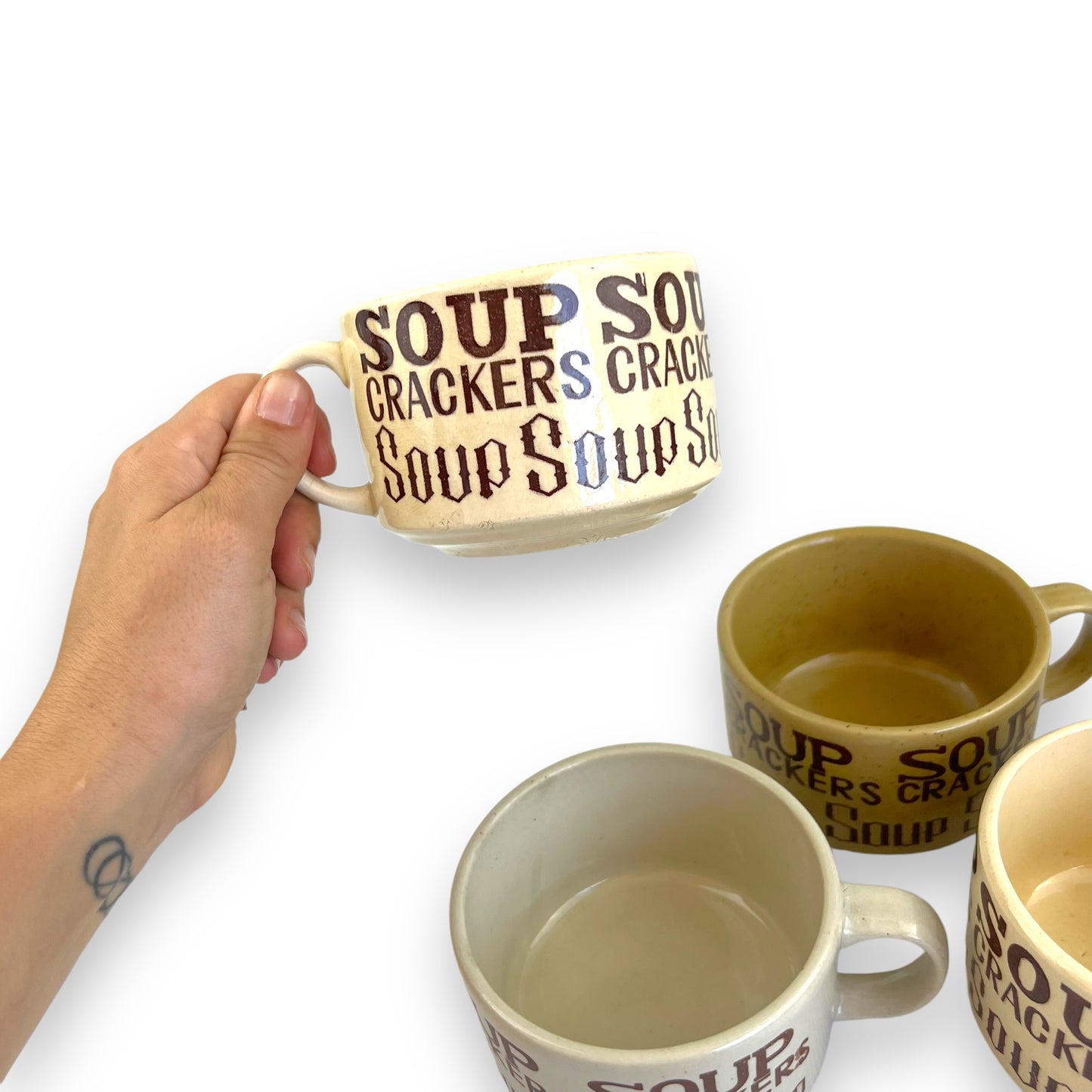 Mixed lot of 5 soup mugs