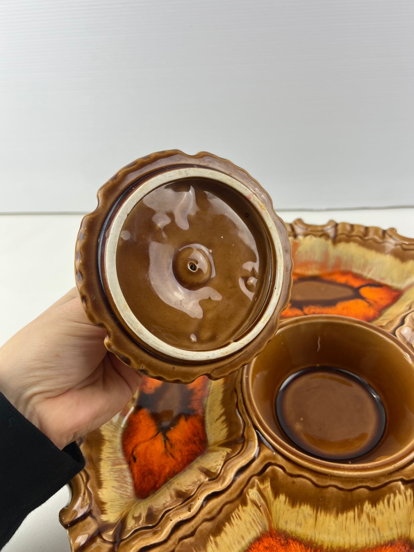 Ceramic Divided Serving Platter with Lidded Centre Bowl – Orange & Brown