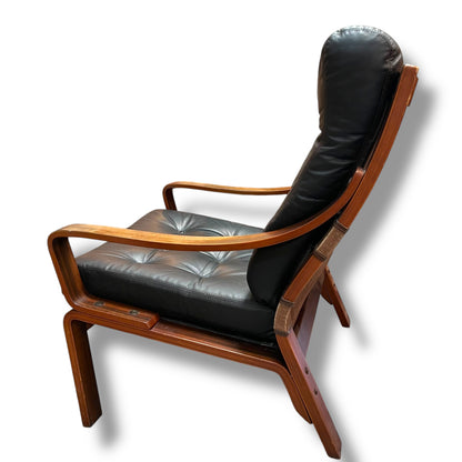 Pair of Tessa T6 Mid-Century Black Leather & Blackwood Lounge Chairs