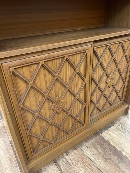Display Cabinet / Drinks Hutch with Sliding Glass Doors