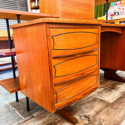 Rula Dressing Table / Desk