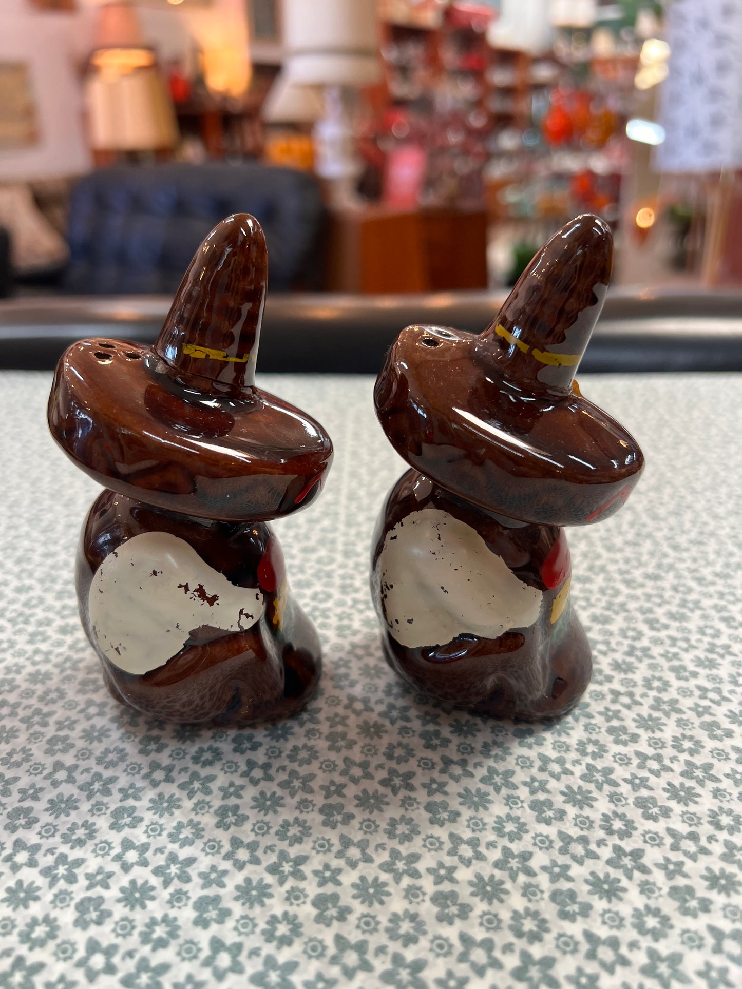 Mexican Sombrero Salt & Pepper Shakers – Hand Painted Souvenir Set