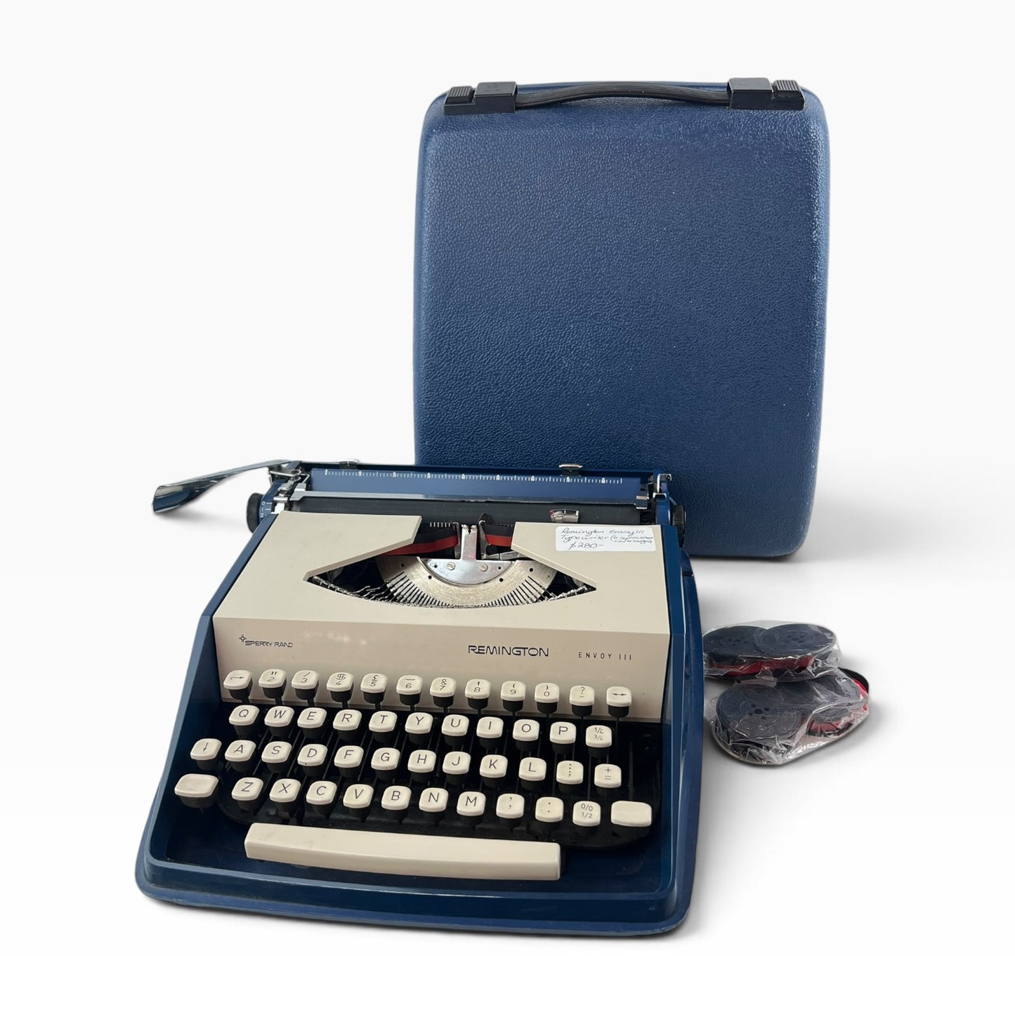 Remington Envoy III Portable Typewriter – Blue
