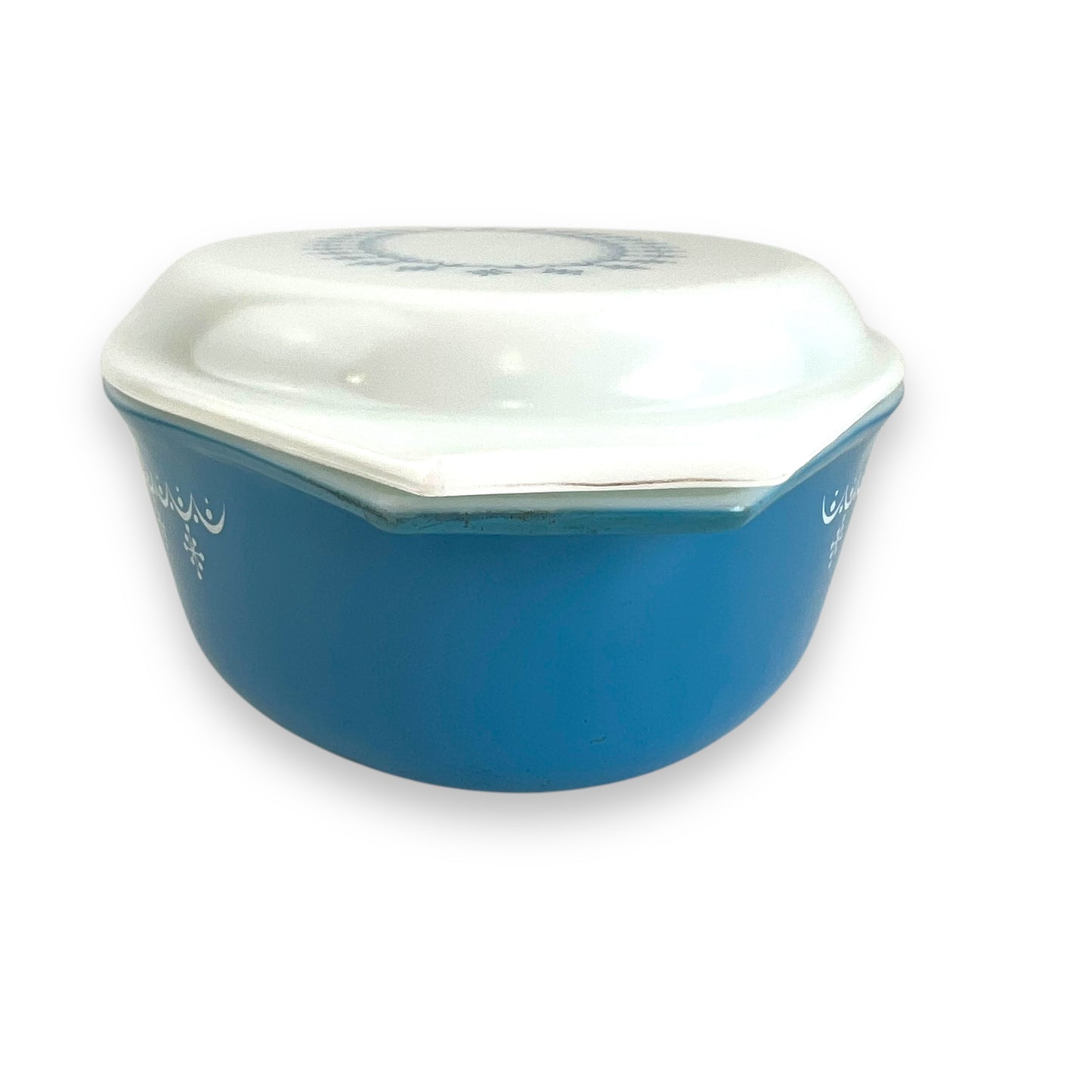 Pyrex 045 Snowflake Garland Oval Casserole Dish with Lid – 2.5 Qt – Vintage Blue & White Ovenware