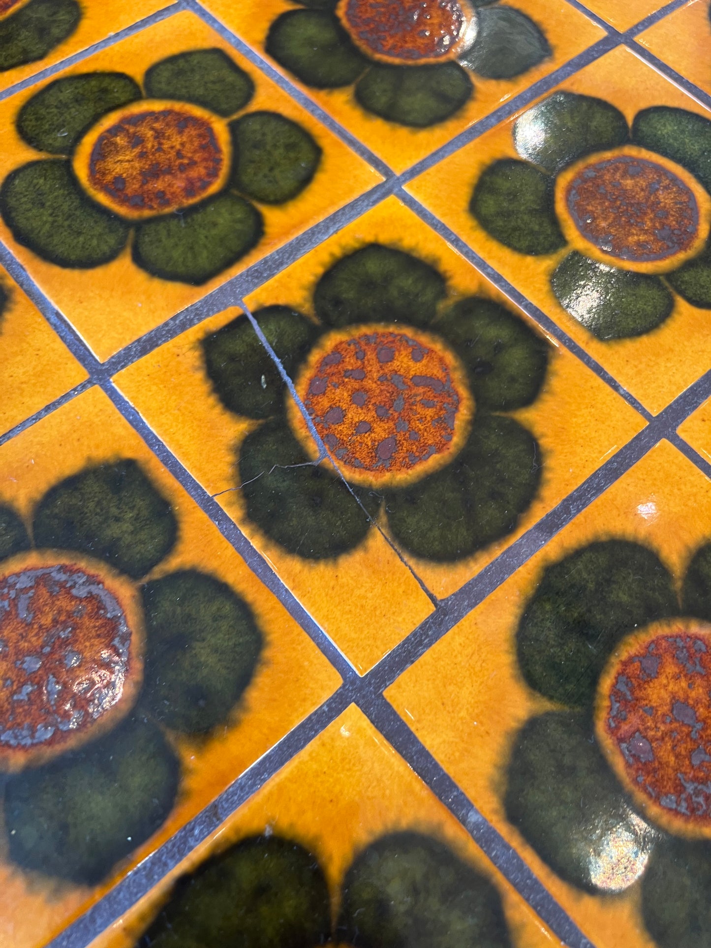 Retro Tile-Top Coffee Table – Orange & Brown Floral Ceramic Tiles