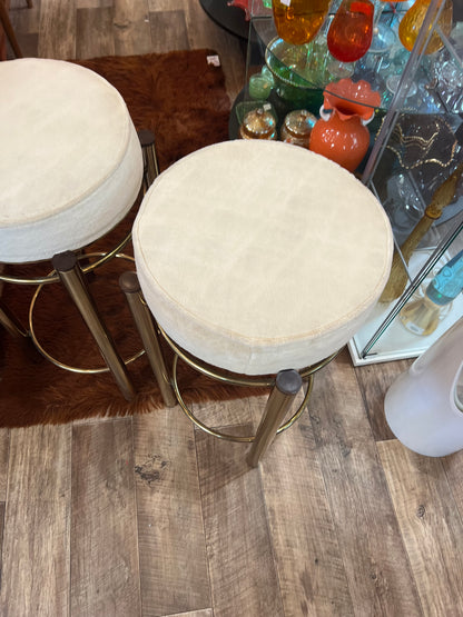 Pair of Vintage Brass Bar Stools with Cream Velvet Seats – Hollywood Regency Style