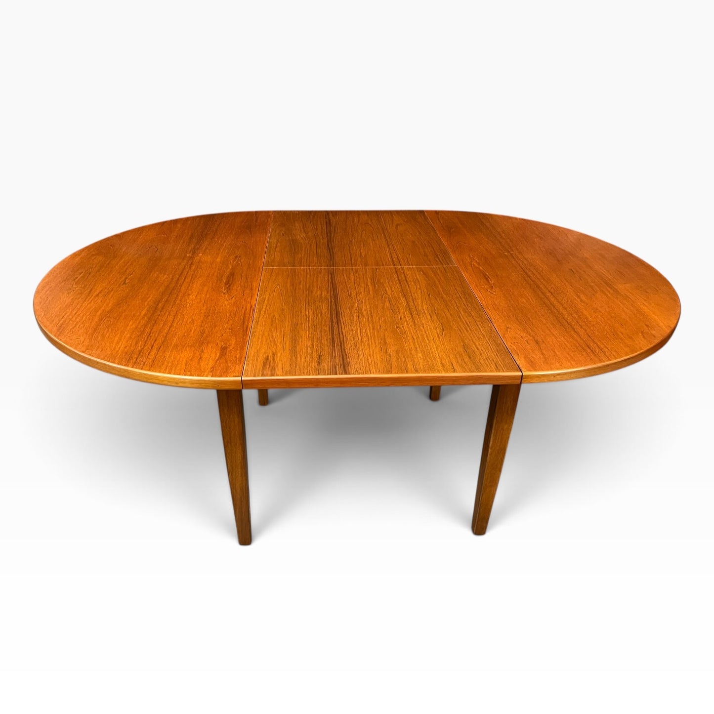 Australian Made Extendable Round/Oval Dining Table – Seats 4–6