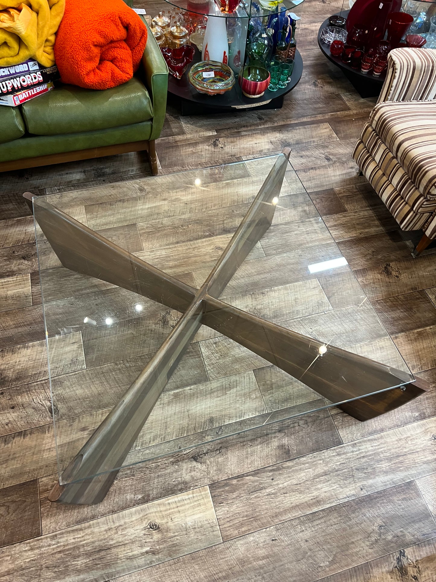 TH Brown Venus Coffee Table