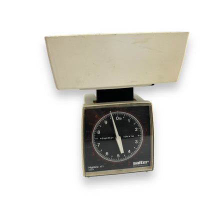 Salter White Plastic Kitchen Scale