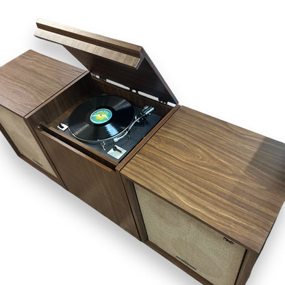 Sanyo Stereo System with X-3 Speakers + Additional Wall Panel Speakers