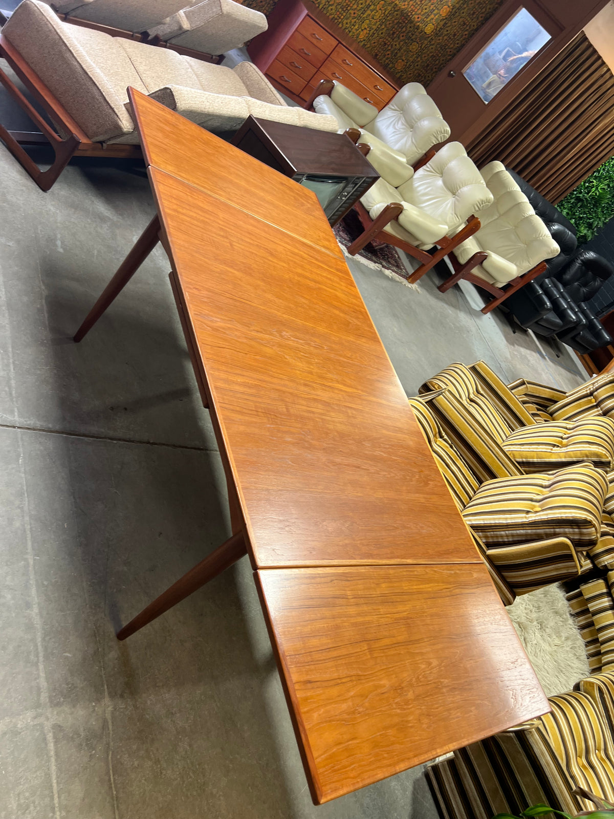 Parker Nordic Extendable Dining Table – Australian Made