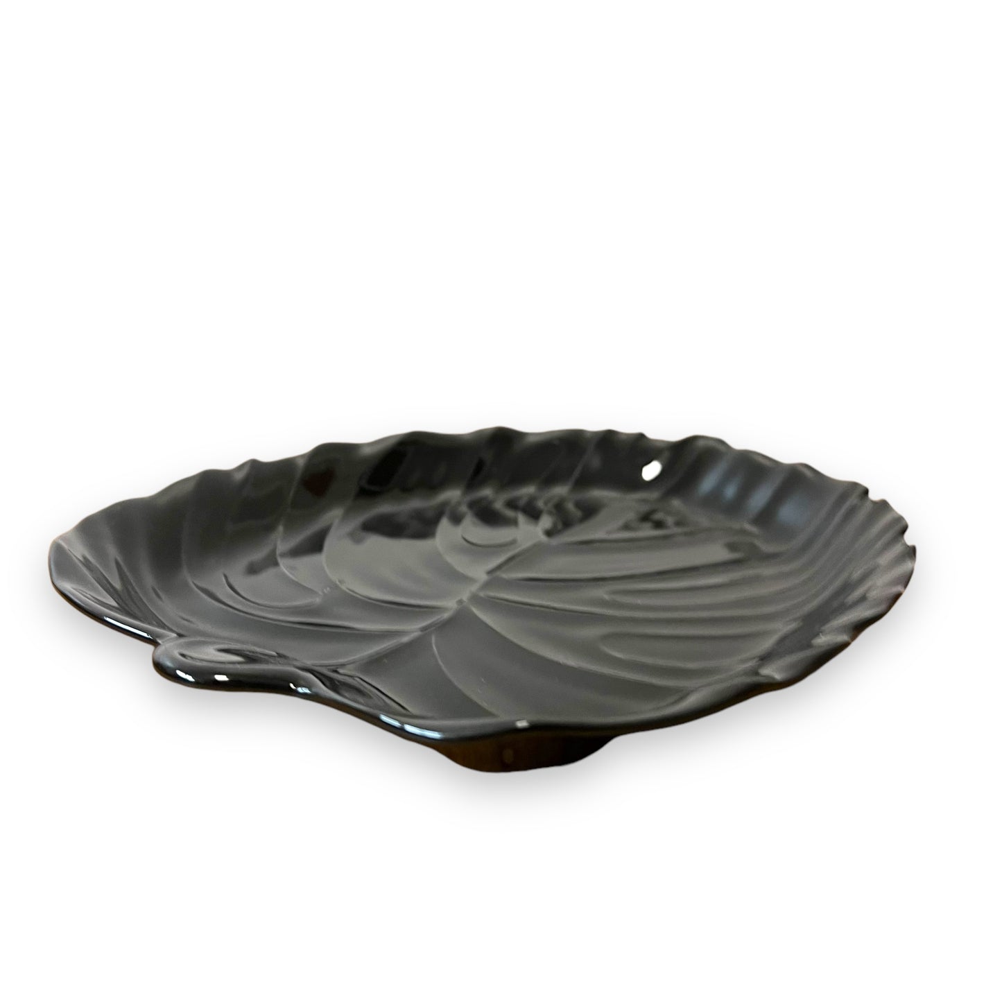 Studio Nova Black Leaf-Shaped Plate