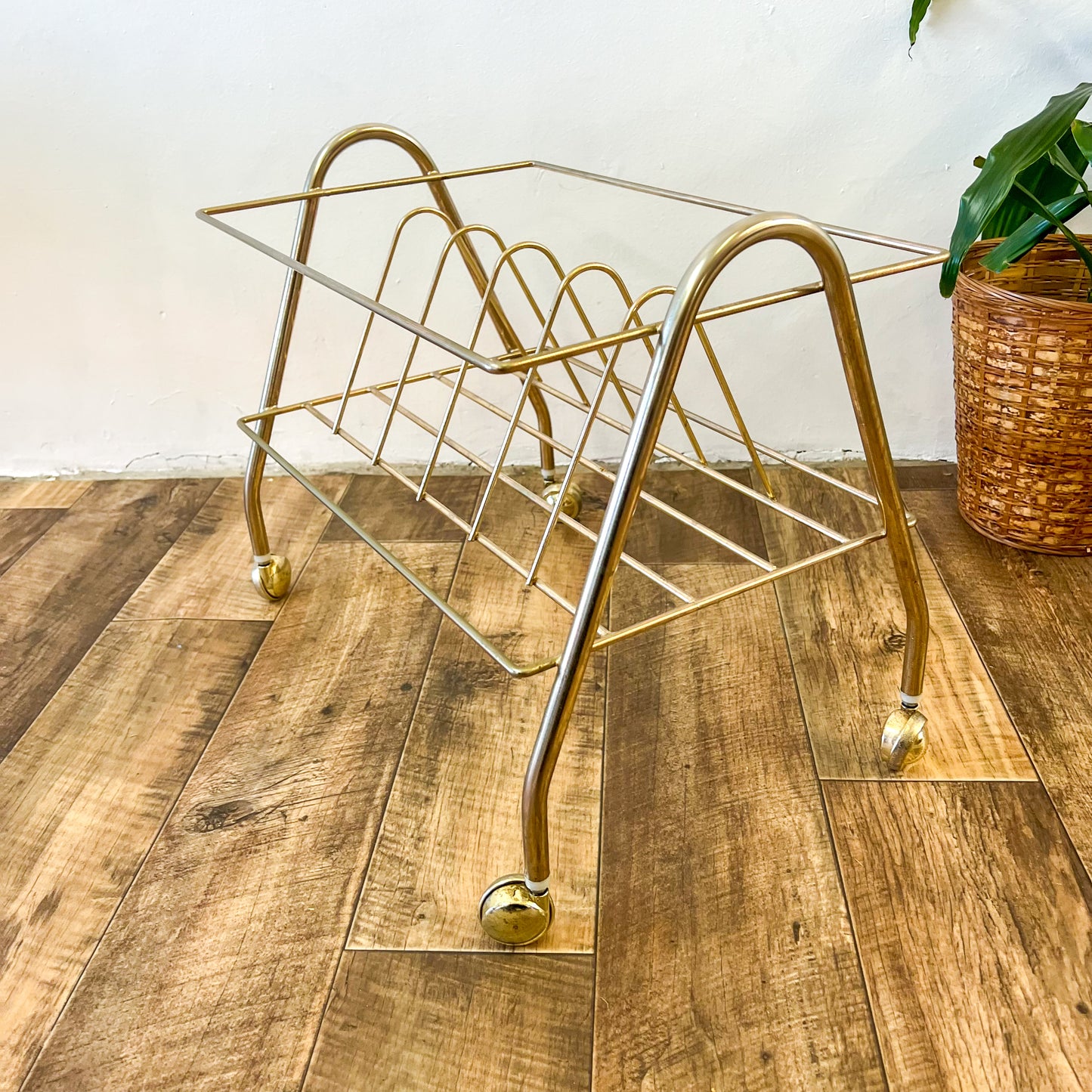 Retro chrome vinyl record storage rack