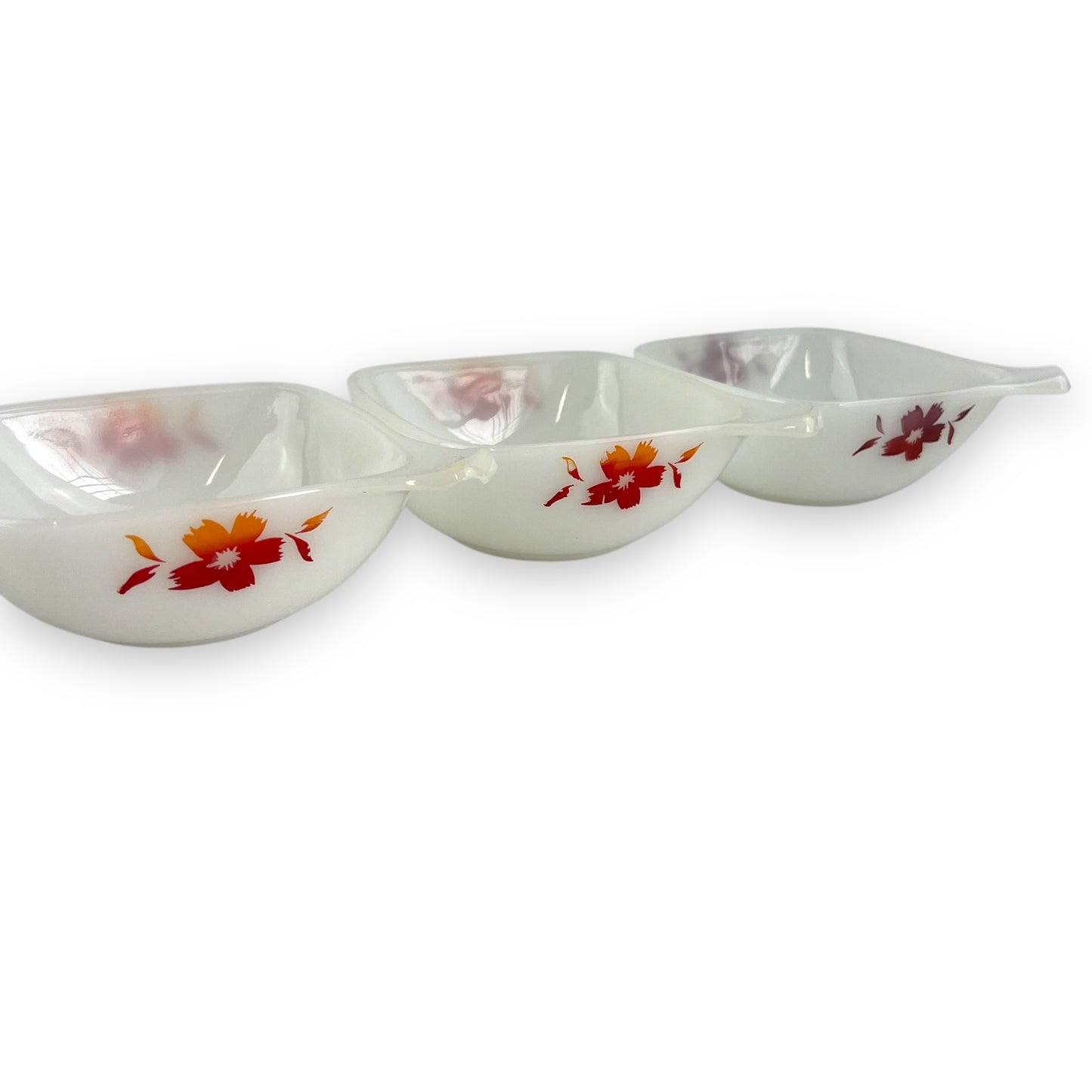 Crown Pyrex Cape Tulip Milk Glass Ramekin Set - Orange and Red Floral Design (Set of 4)