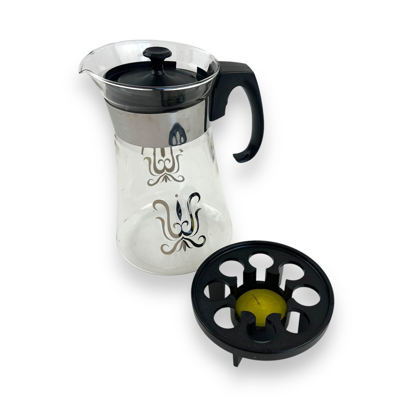 Pyrex 8-cup coffee carafe with a warming stand
