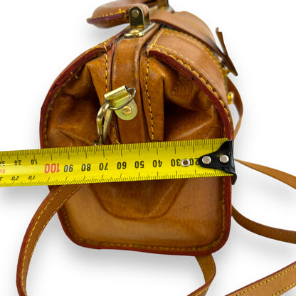 Structured Tan Leather Bag with Top Handle and Strap