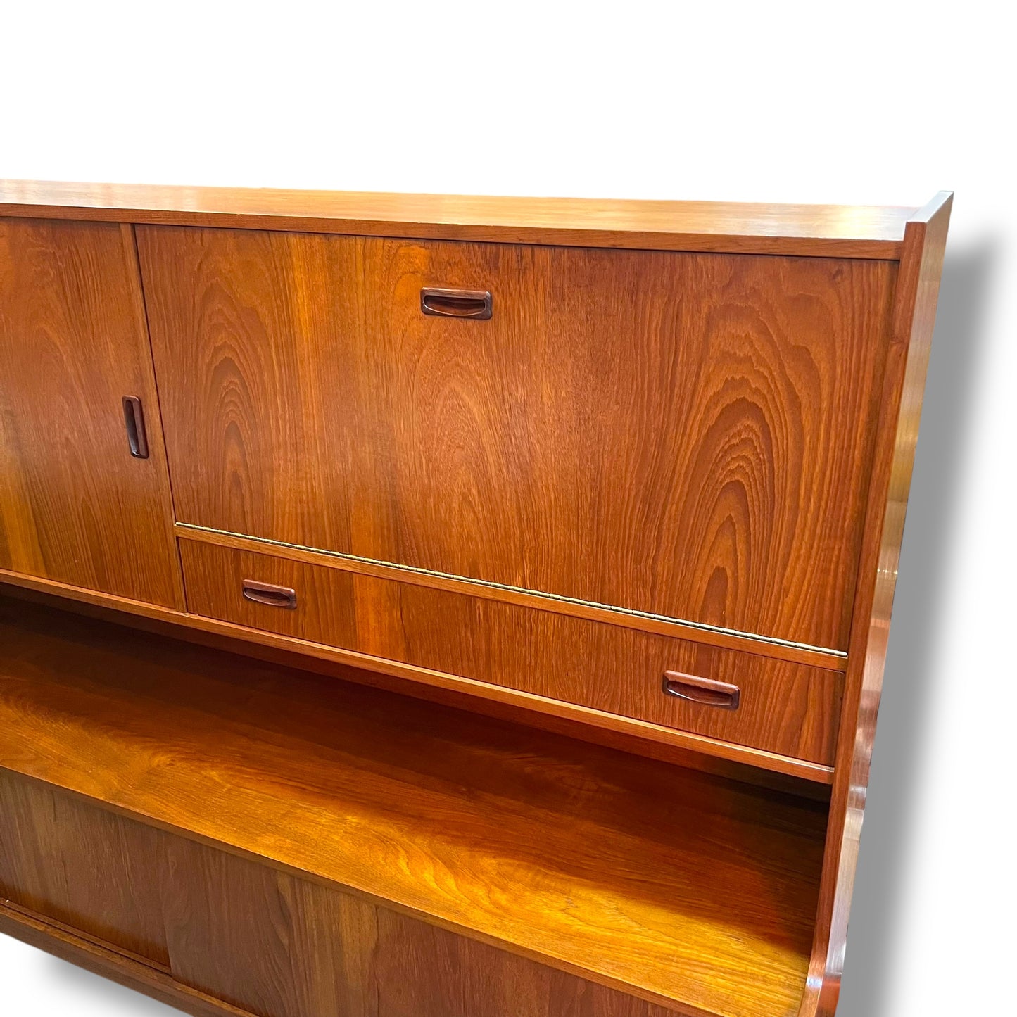 Mid-Century Teak Bar Cabinet & Storage Unit by Gainsborough Furniture - Please contact us for a delivery quote.