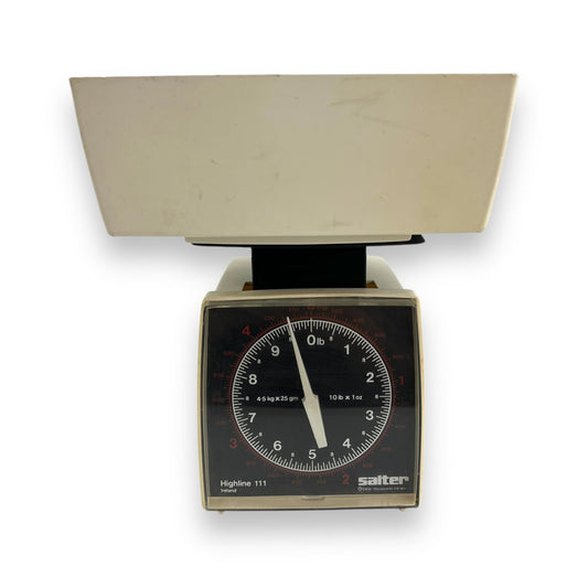 Salter White Plastic Kitchen Scale