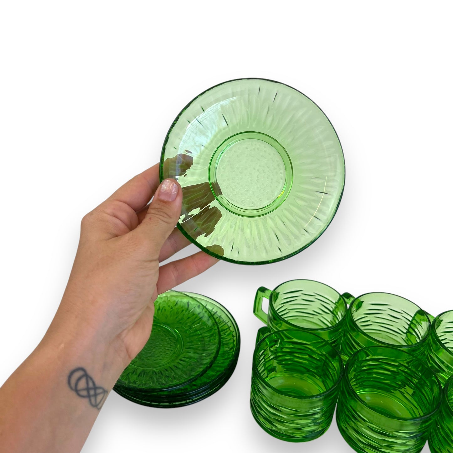 Green glass teacups x6 and 5 matching source plates - made in France