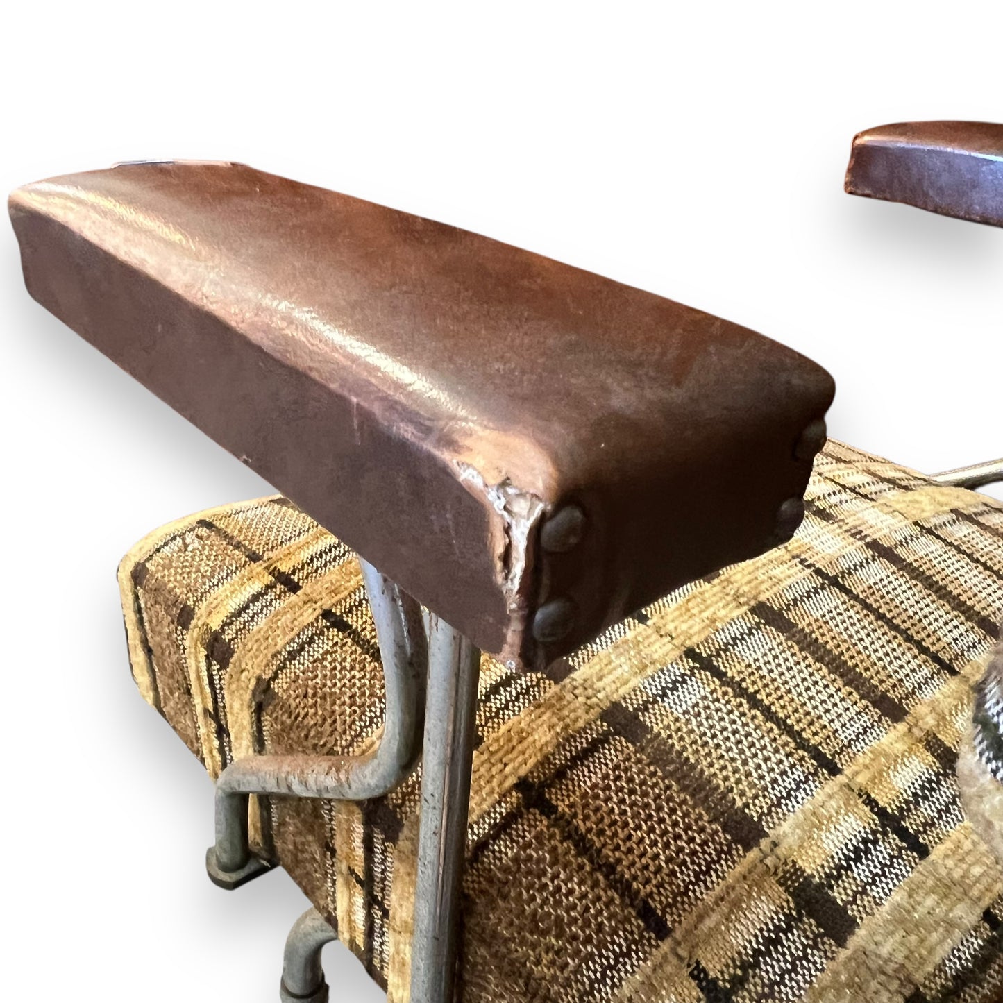 Swivel Office Chair – Plaid Upholstery & Chrome Frame