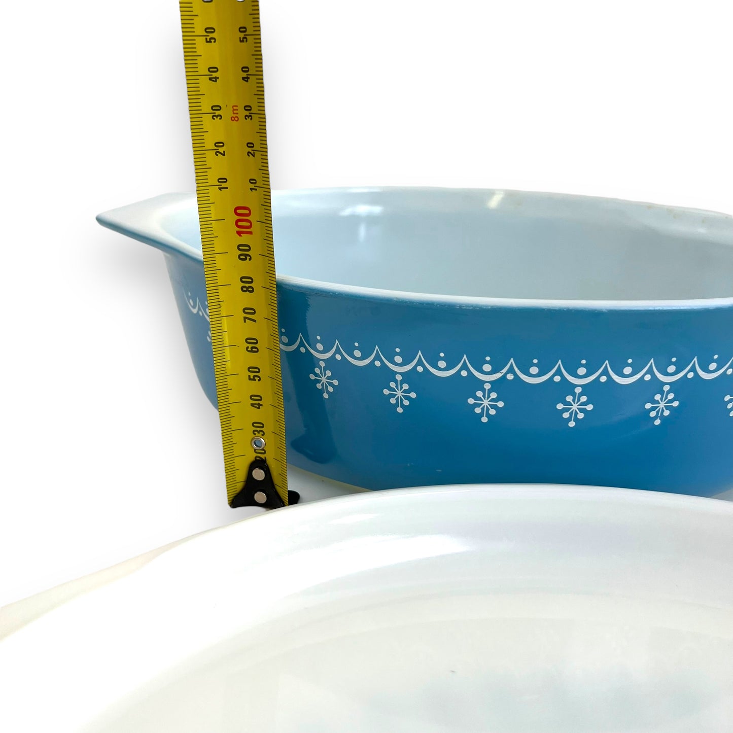 Pyrex 045 Snowflake Garland Oval Casserole Dish with Lid – 2.5 Qt – Vintage Blue & White Ovenware