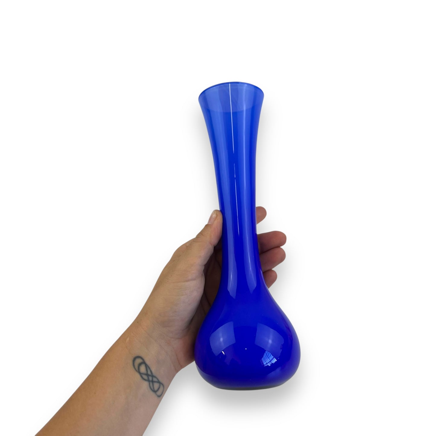 Cobalt Blue Glass Vase – Flared Neck & Bulbous Base