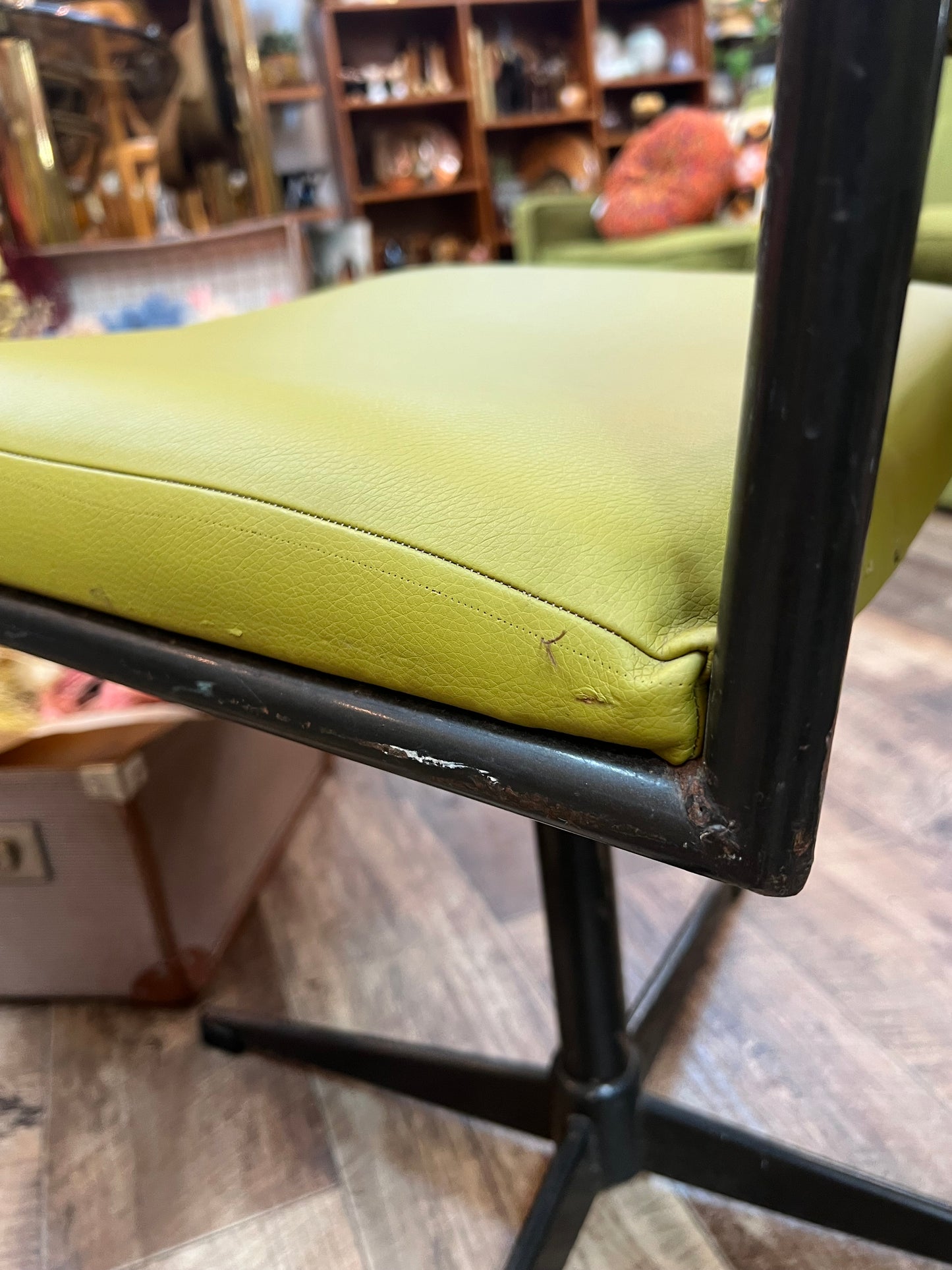 Set of 4 Vintage Lime Green Swivel Dining Chairs on Steel Base