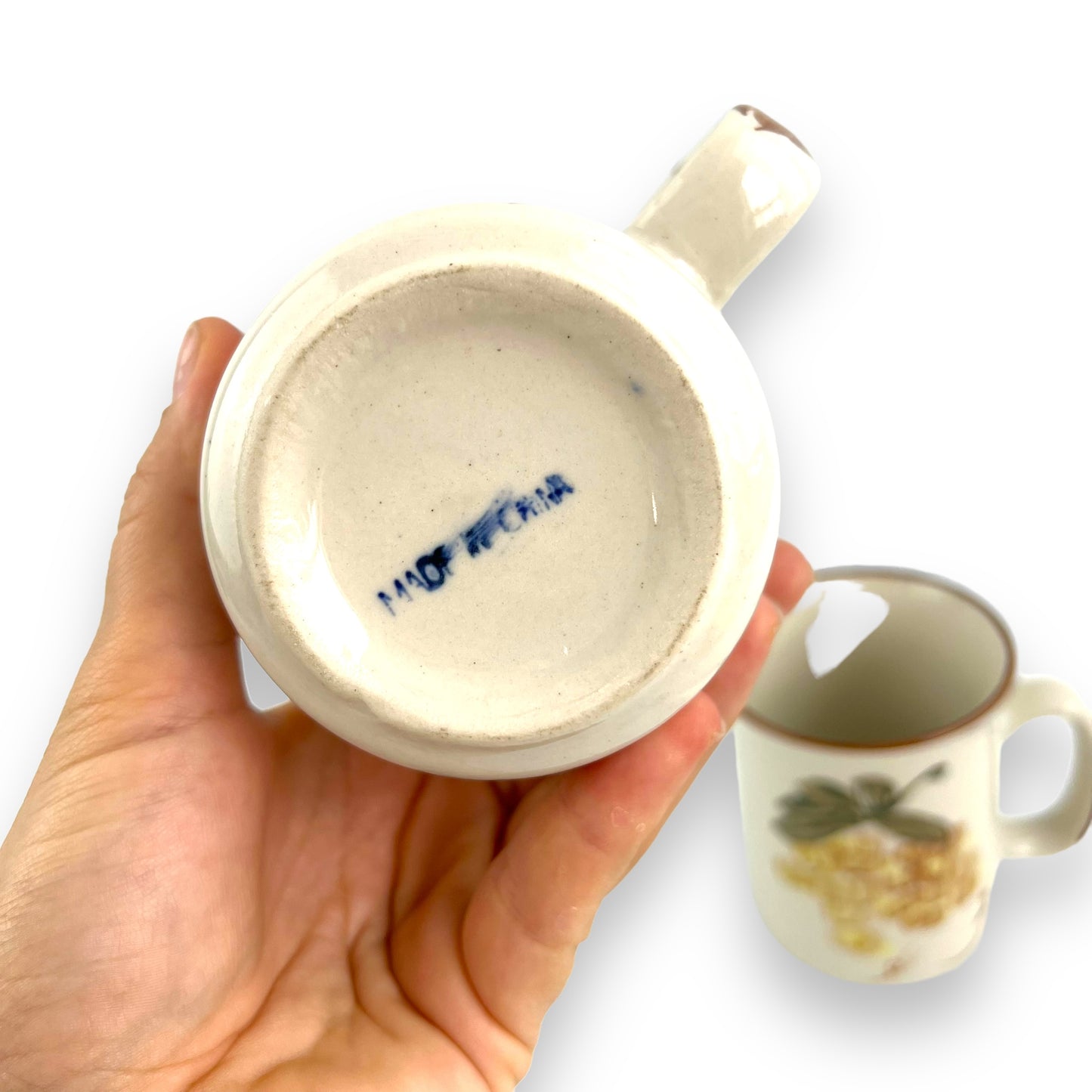 Yellow grape pattern mug set of 2