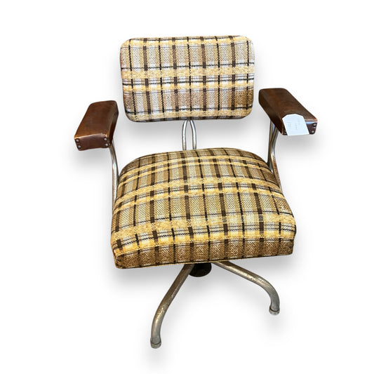 Swivel Office Chair – Plaid Upholstery & Chrome Frame