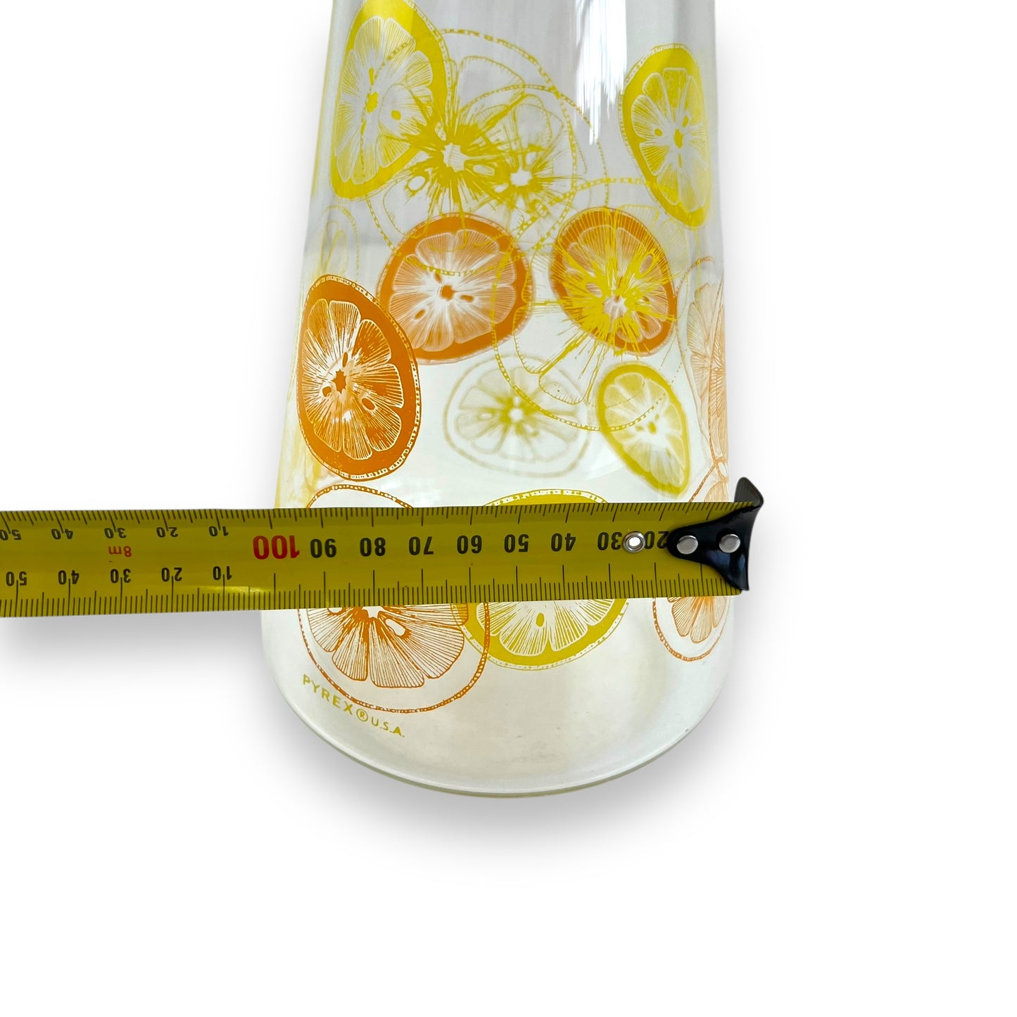 Pyrex Glass Carafe – USA Made, Citrus Slice Print, Mid-Century Pitcher with Lid