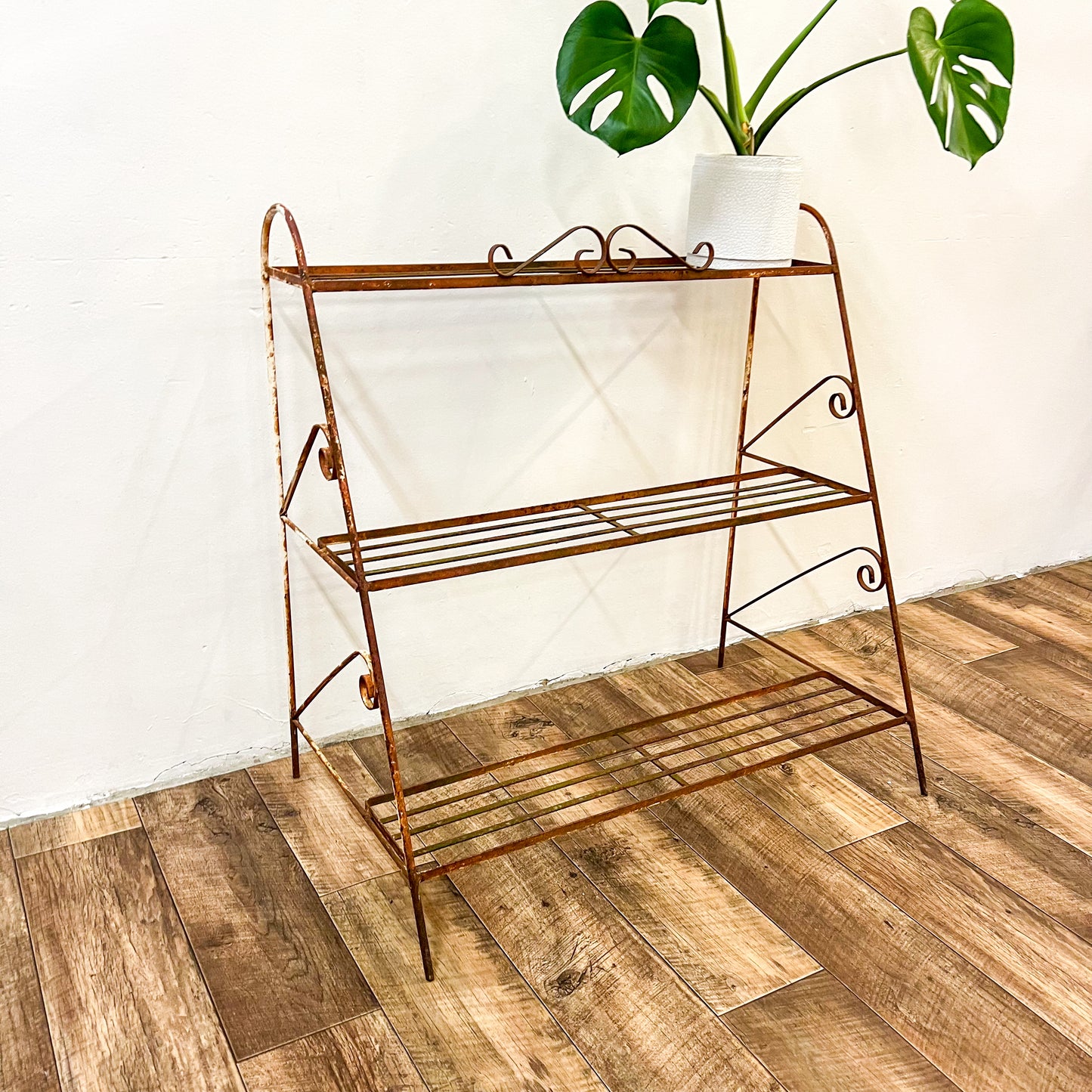 Vintage rusty plant stand