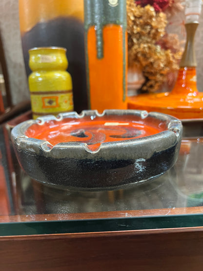 Ellis Pottery Ceramic Ashtray 104 – Orange, Black & Grey