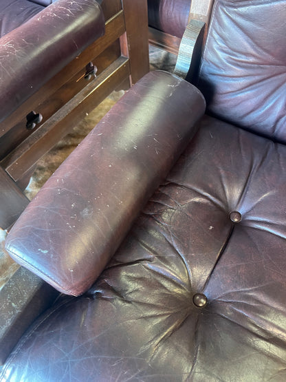 Davis Furniture Leather Armchair – Solid Timber Frame