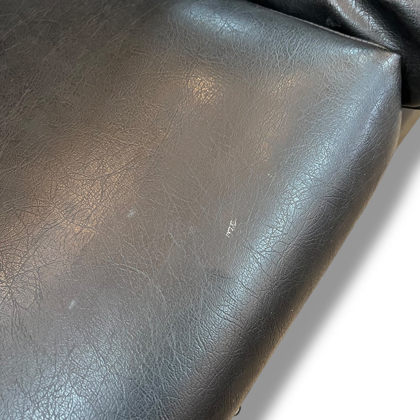 Mid-Century Black Vinyl Lounge – Retro 3-Seater Sofa
