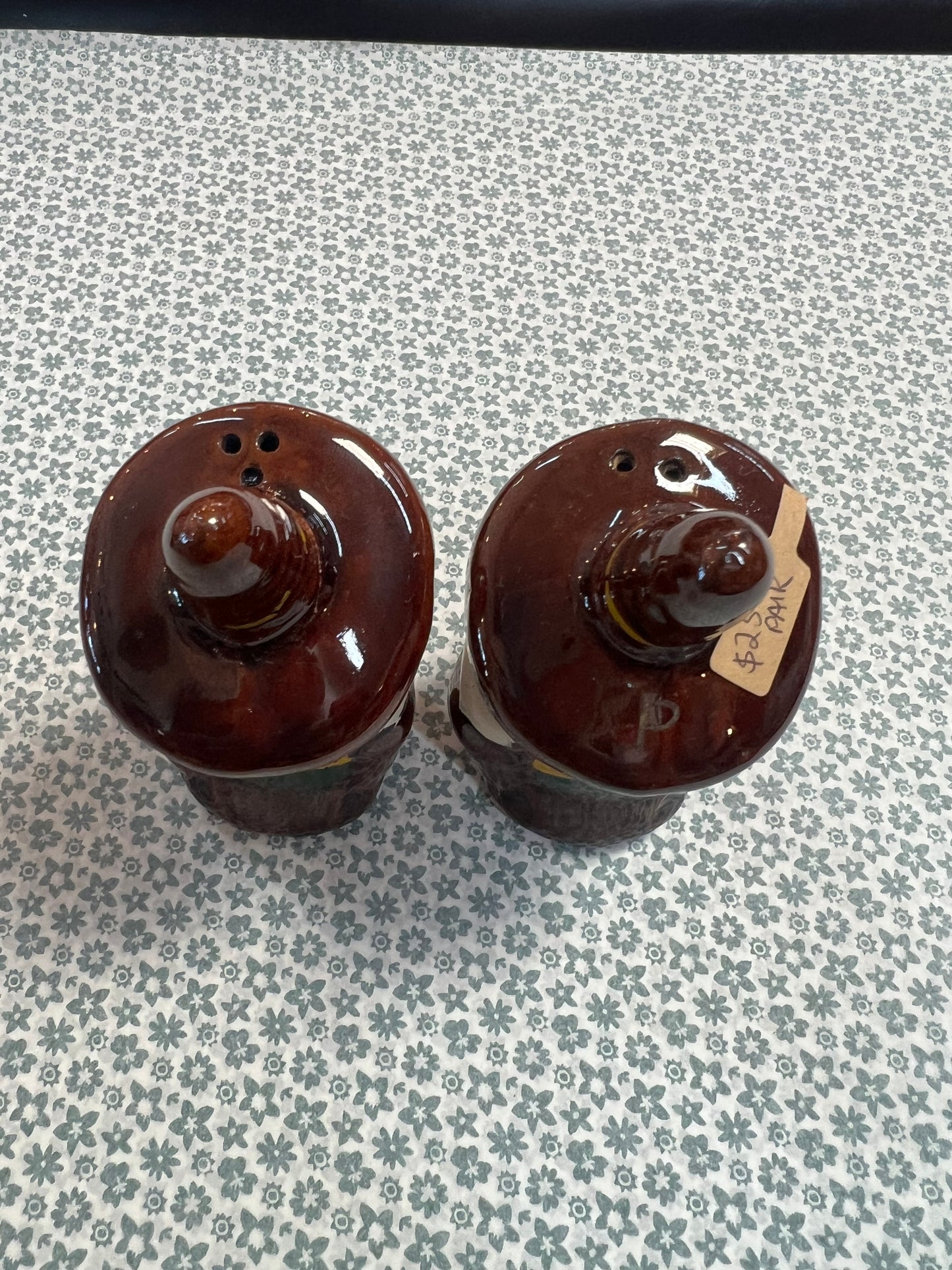 Mexican Sombrero Salt & Pepper Shakers – Hand Painted Souvenir Set