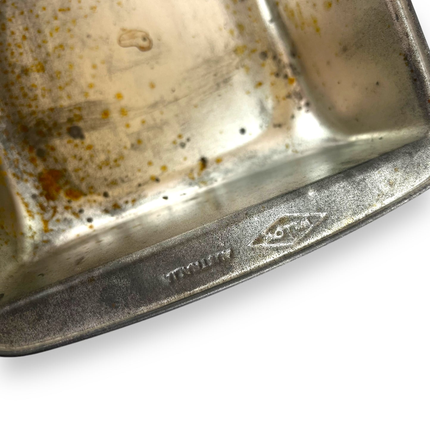 Willow Australia Cake Baking Tin