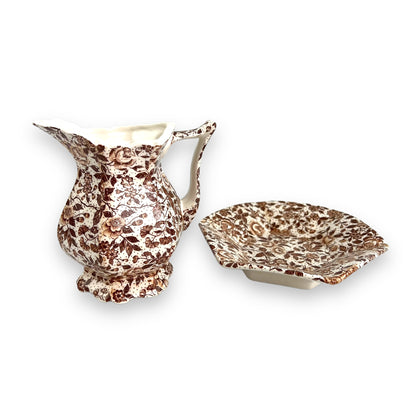 Brown flower patten jug & saucer