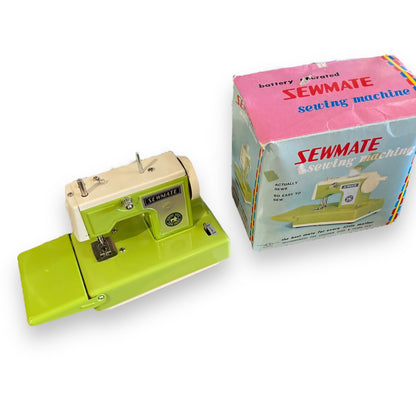 SewMate Battery-Operated Toy Sewing Machine – Green with Original Box