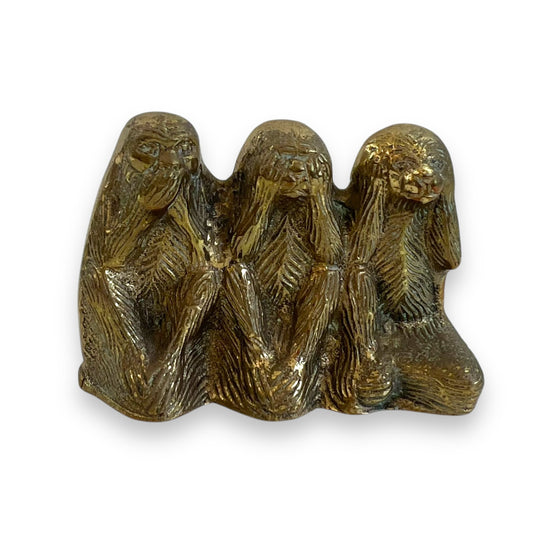 Speak no evil, See no evil, hear no evil Sloth statue