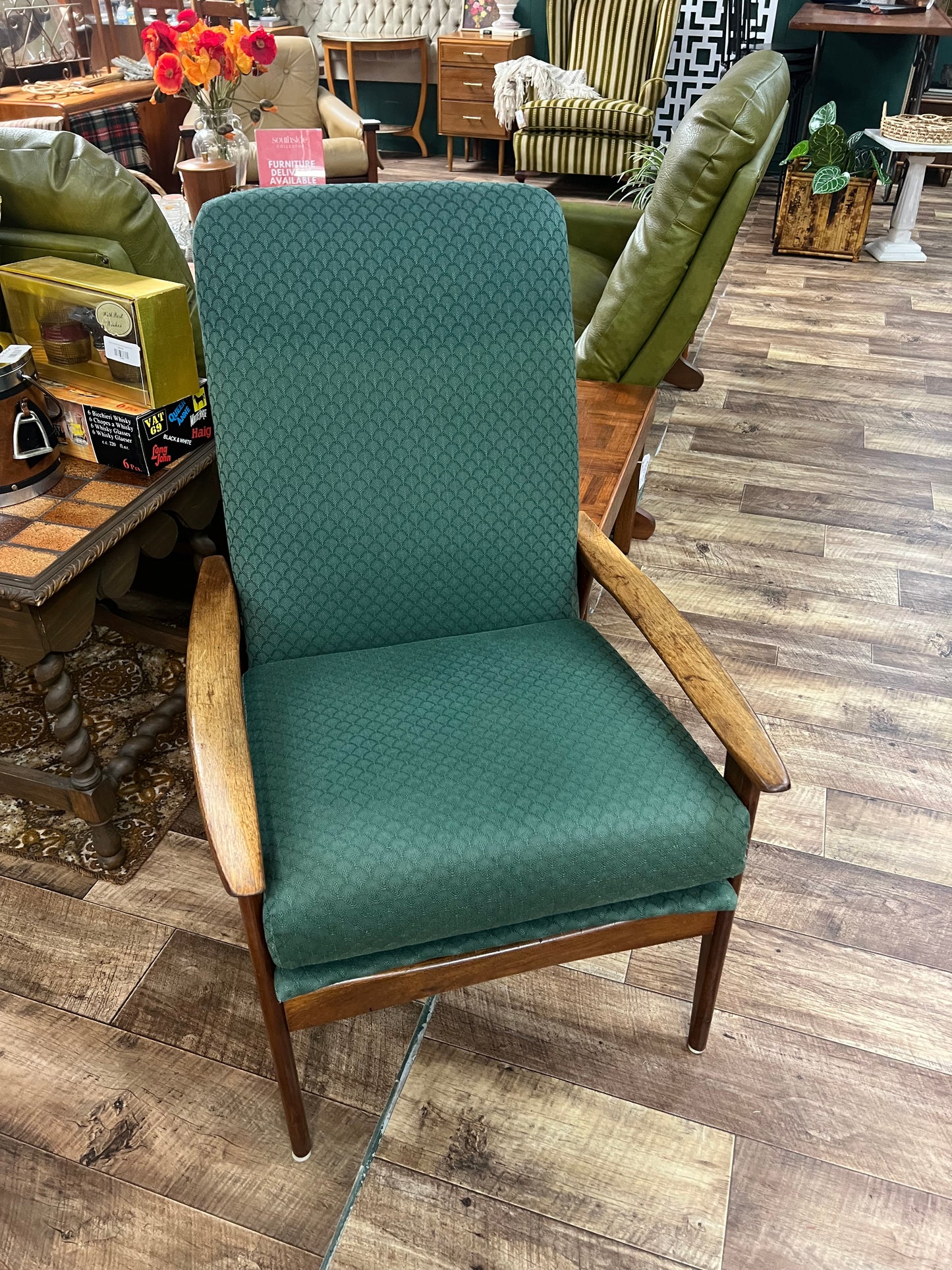 Fler Mid-Century High Back Armchair – Green Upholstery