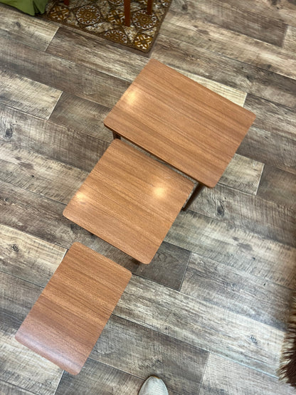 Nesting Table set of 3