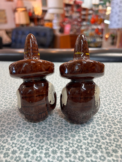Mexican Sombrero Salt & Pepper Shakers – Hand Painted Souvenir Set