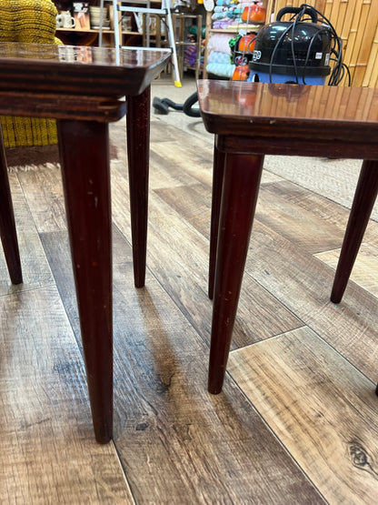 Nesting Table set of 3