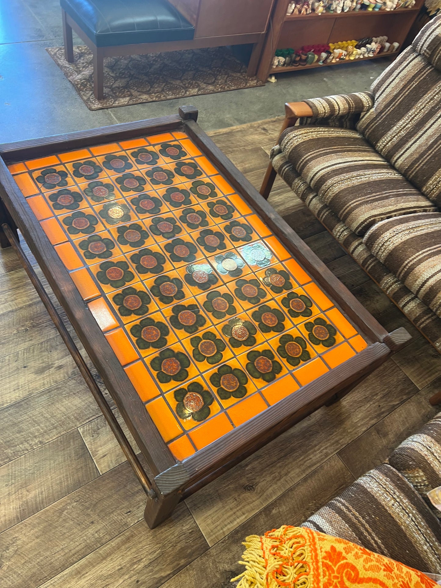 Retro Tile-Top Coffee Table – Orange & Brown Floral Ceramic Tiles