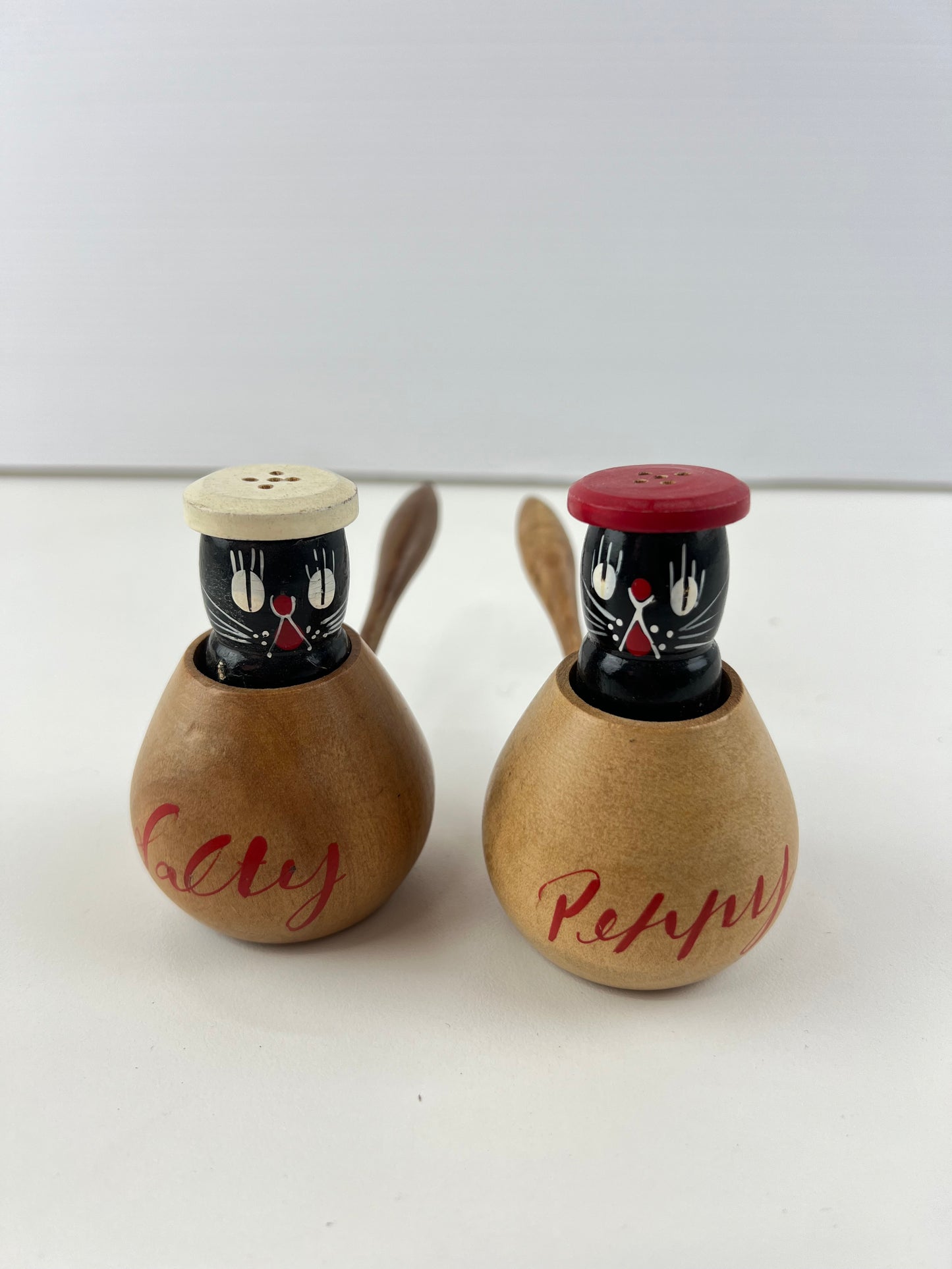 Peppy & Salty Cat Salt & Pepper Shakers with Timber Holders