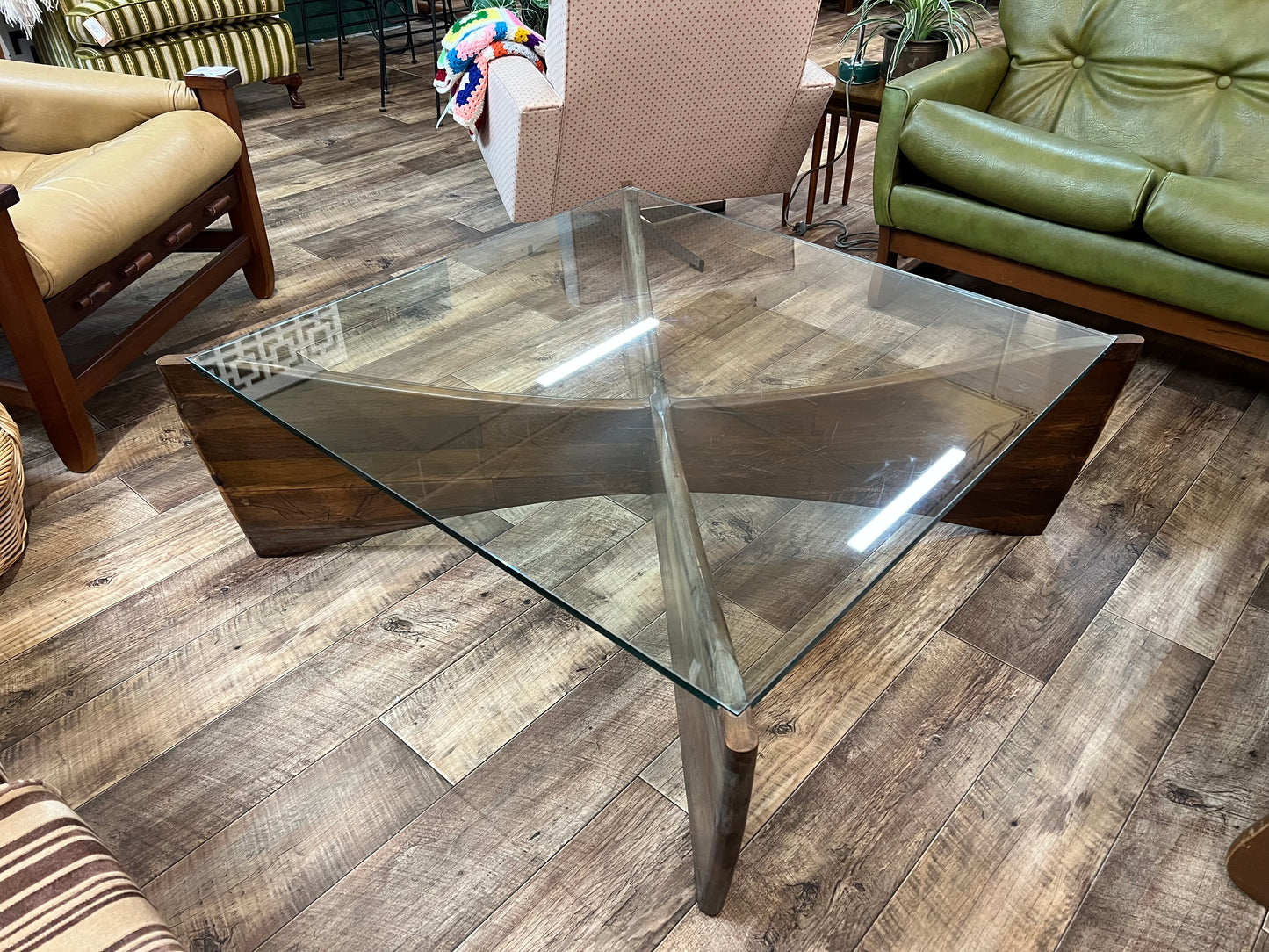 TH Brown Venus Coffee Table